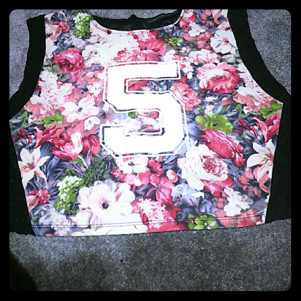 Floral lace crop top